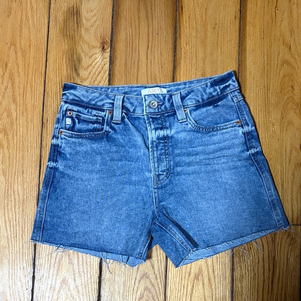 Ariya Women's Classic Blue Jean Shorts